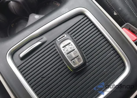 2022 Chrysler Pacifica Touring L z USA, uszkodzony, nr VIN 2C4RC1BG5NR142176